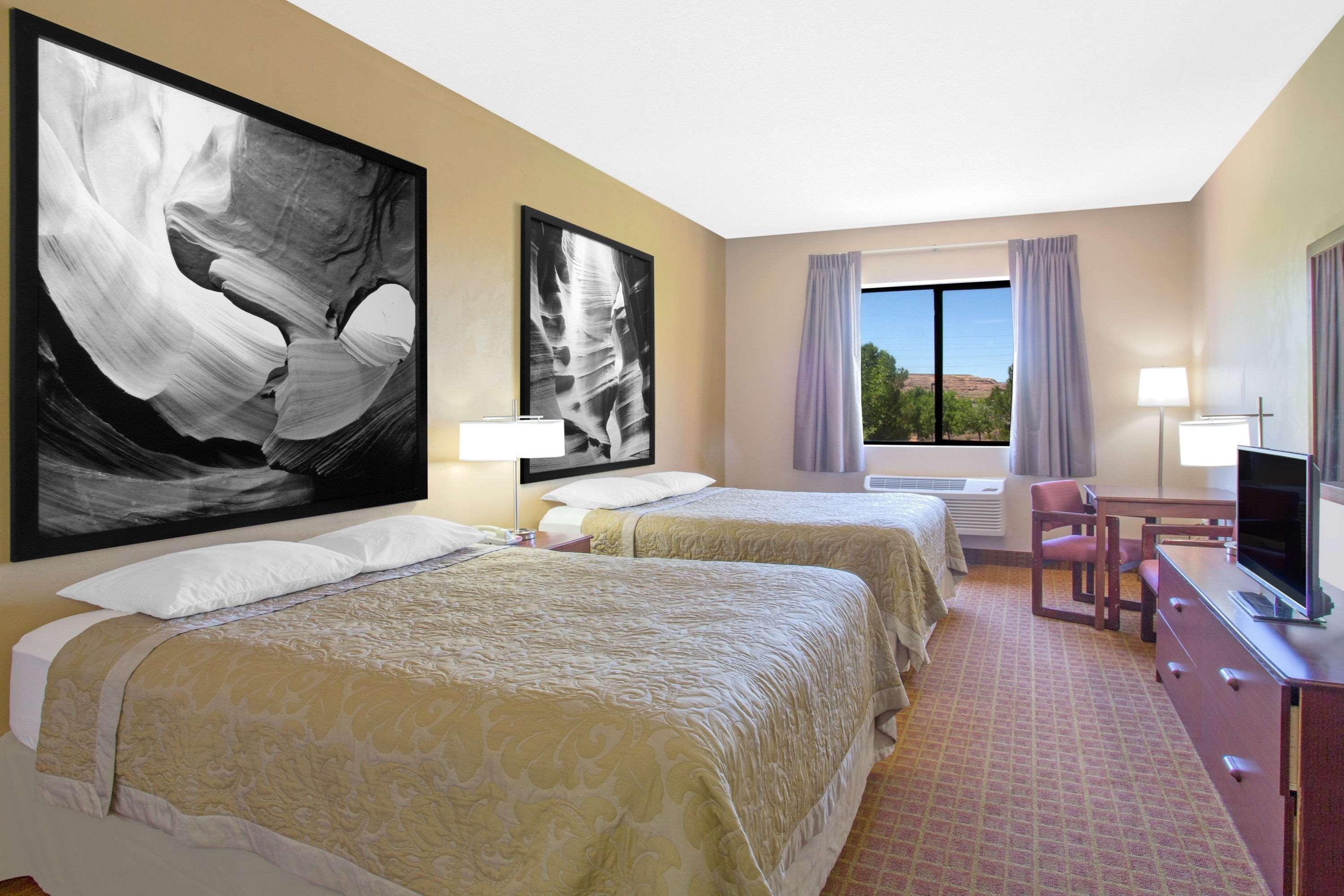Super 8 By Wyndham Page/lake Powell 2*